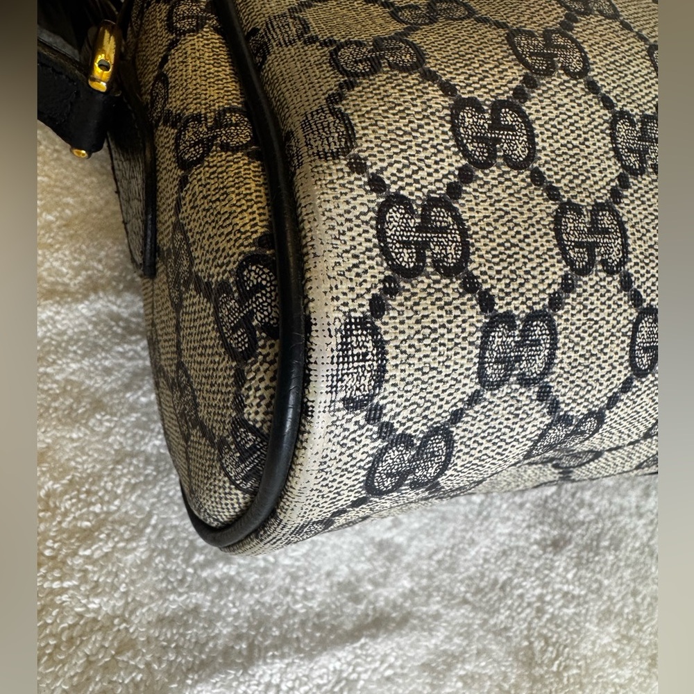 🚨SOLD🚨Gucci Vintage GG Monogram Supreme Sherry Web Ophidia Camera Shoulder Bag. - Picture 8 of 16